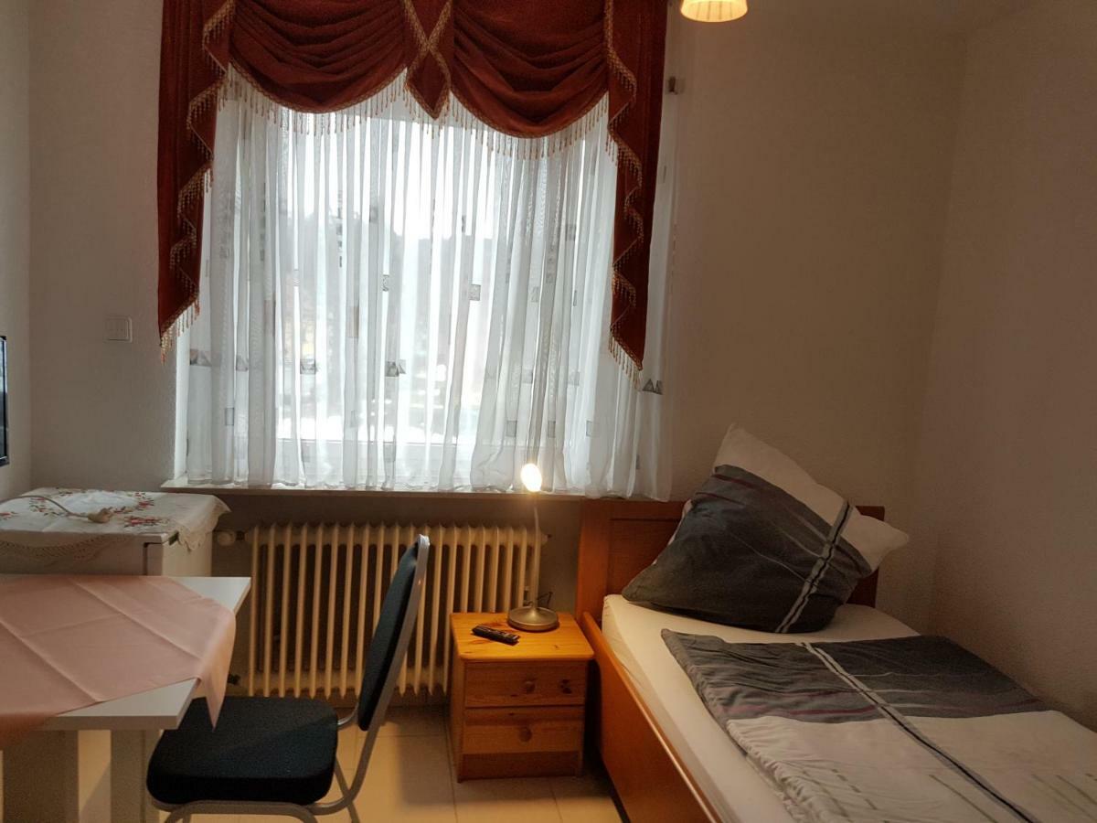 Triebener-Hof Hotell Quierschied Exteriör bild