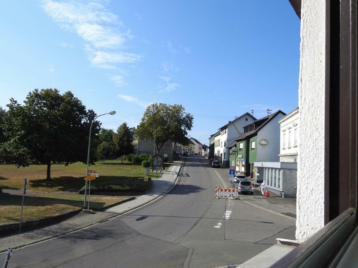 Triebener-Hof Hotell Quierschied Exteriör bild